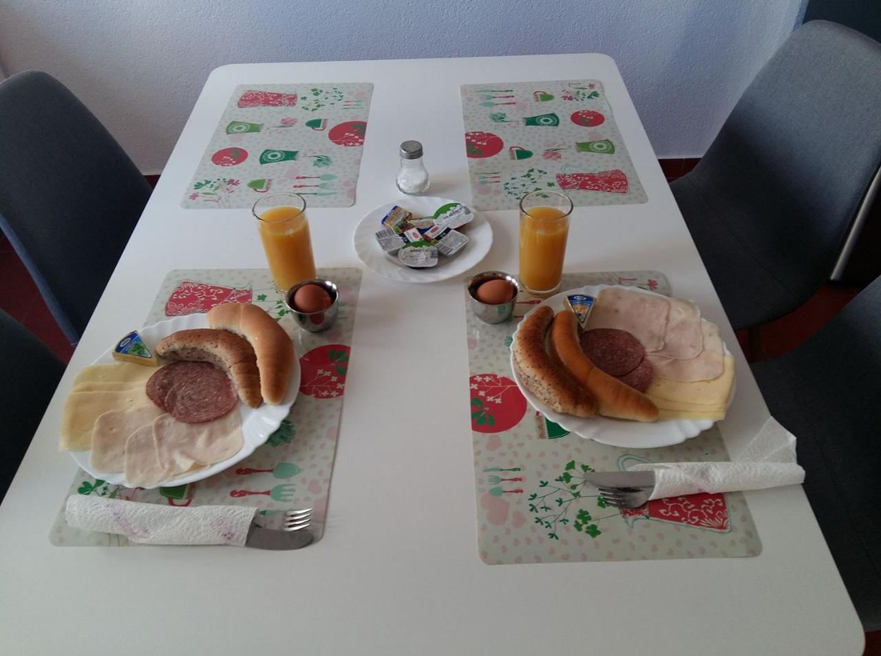Apartman Hajduk Konjic Apartment ภายนอก รูปภาพ